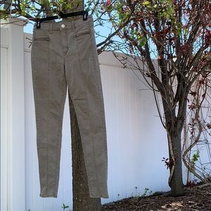 High waisted American Eagle skinny jean